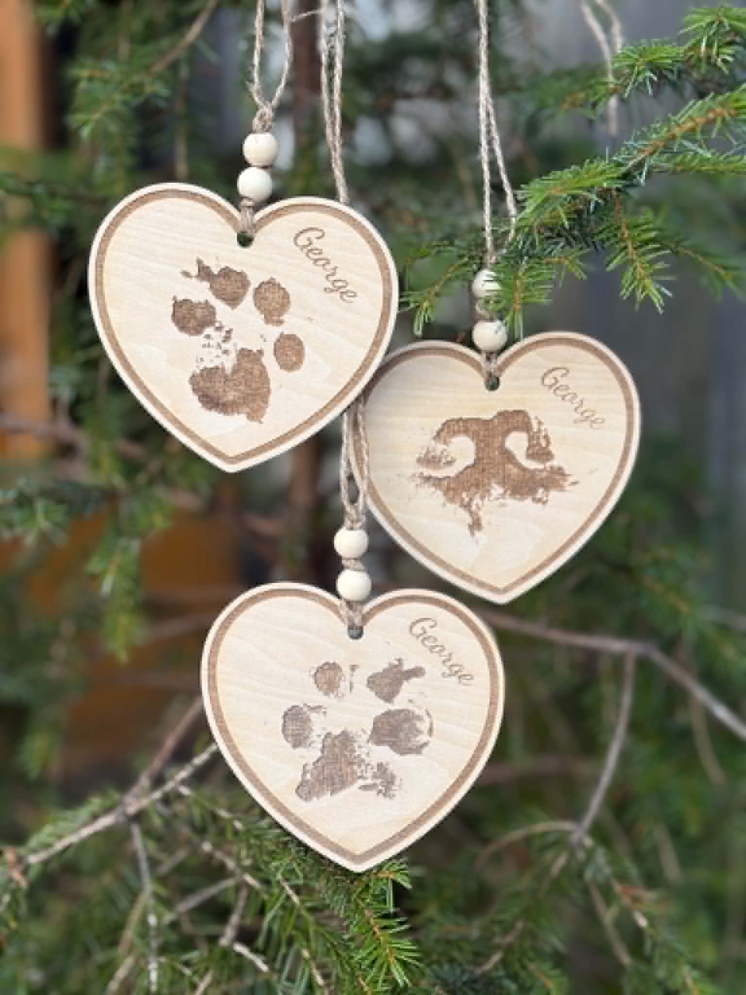 <strong>Personalised Pet Paw & Nose Print Keepsake</strong>